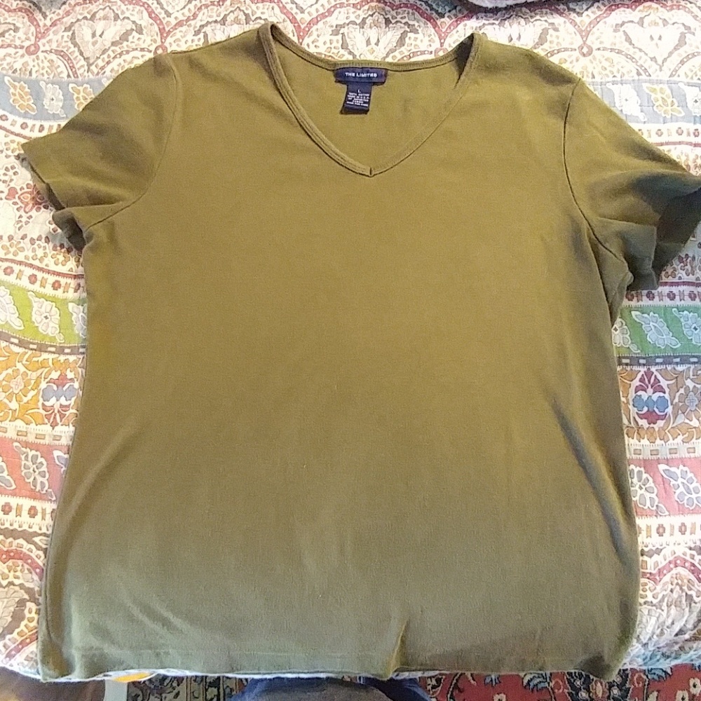 The Limited v-neck shirt